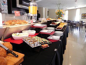 Hotel Quorum Golf, Tenis & Spa Córdoba Extérieur photo