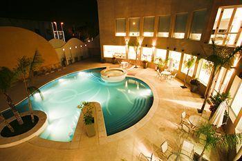 Hotel Quorum Golf, Tenis & Spa Córdoba Extérieur photo