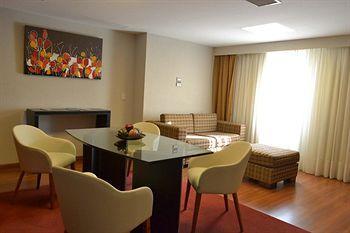 Hotel Quorum Golf, Tenis & Spa Córdoba Extérieur photo